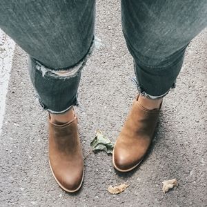 Universal Thread Cut Out Ankle Booties